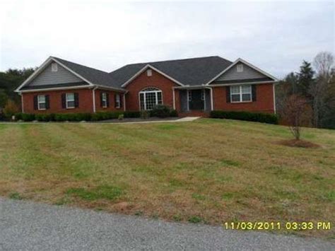 531 Blackjack Ct Demorest Ga 30535