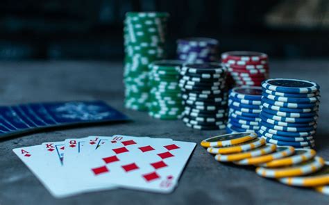 Ensino De Poker Online