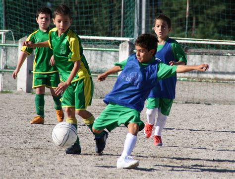 Escola De Futebol Jogo