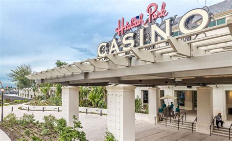Hialeah Casino Horas