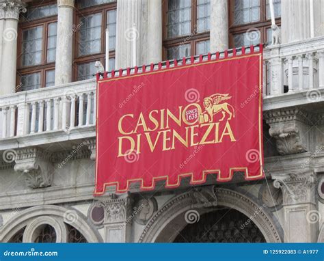 Jogo De Casino Em Veneza Italia