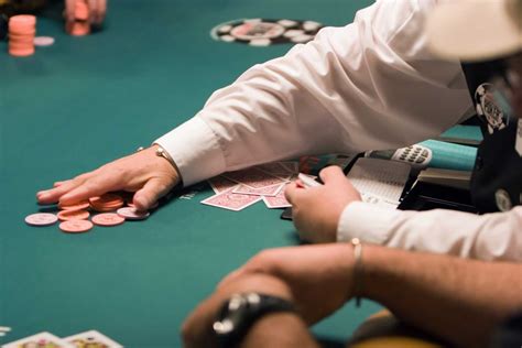 Kako Igrati Poker Uzivo