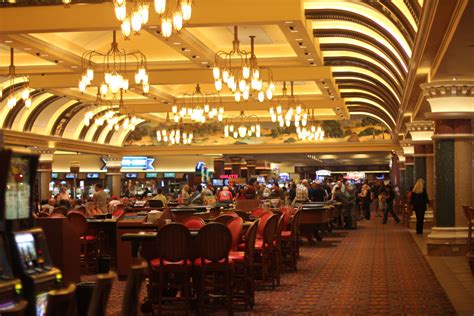 M Casino Restaurantes