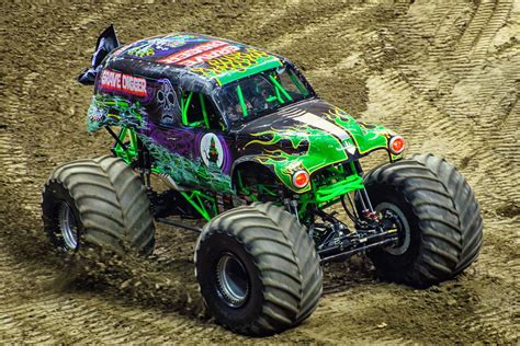 Monster Trucks Bodog