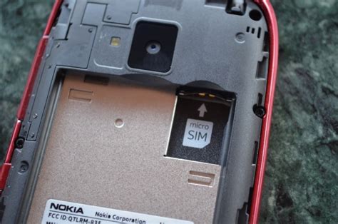 Nokia Lumia 610 Slot Micro Sd