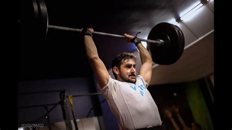 O Cassino De Palmas De Centro De Fitness