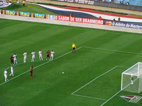 Penalidade De Fenda