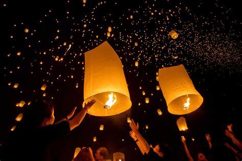 Sky Lantern Blaze