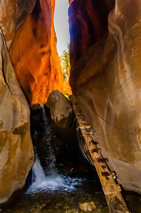 Slot Canyon Perto De Cedar City