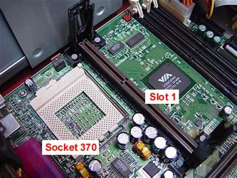 Soquete 370 Vs Slot 1