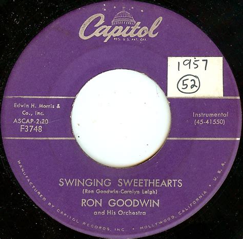 Swinging Sweethearts Bodog