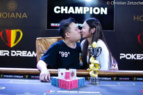 Tai Poker Vietnam Uma Dau