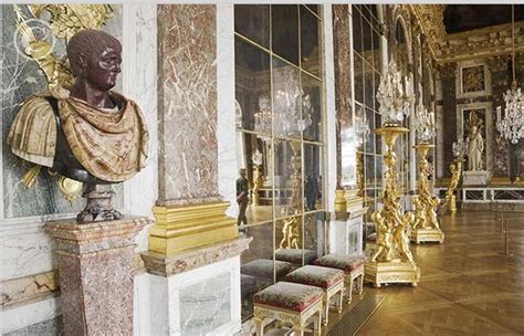 Versailles Gold Brabet